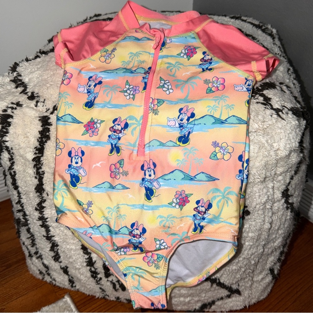 Disney Minnie Mouse Swimsuit 4/5 Tropical Beach One Piece Rash Guard Peach